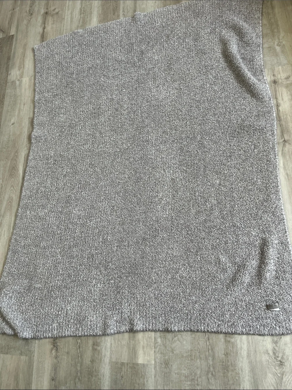 Barefoot Dreams CozyChic Gray White Throw Blanket Style 603 Soft Luxury Knit